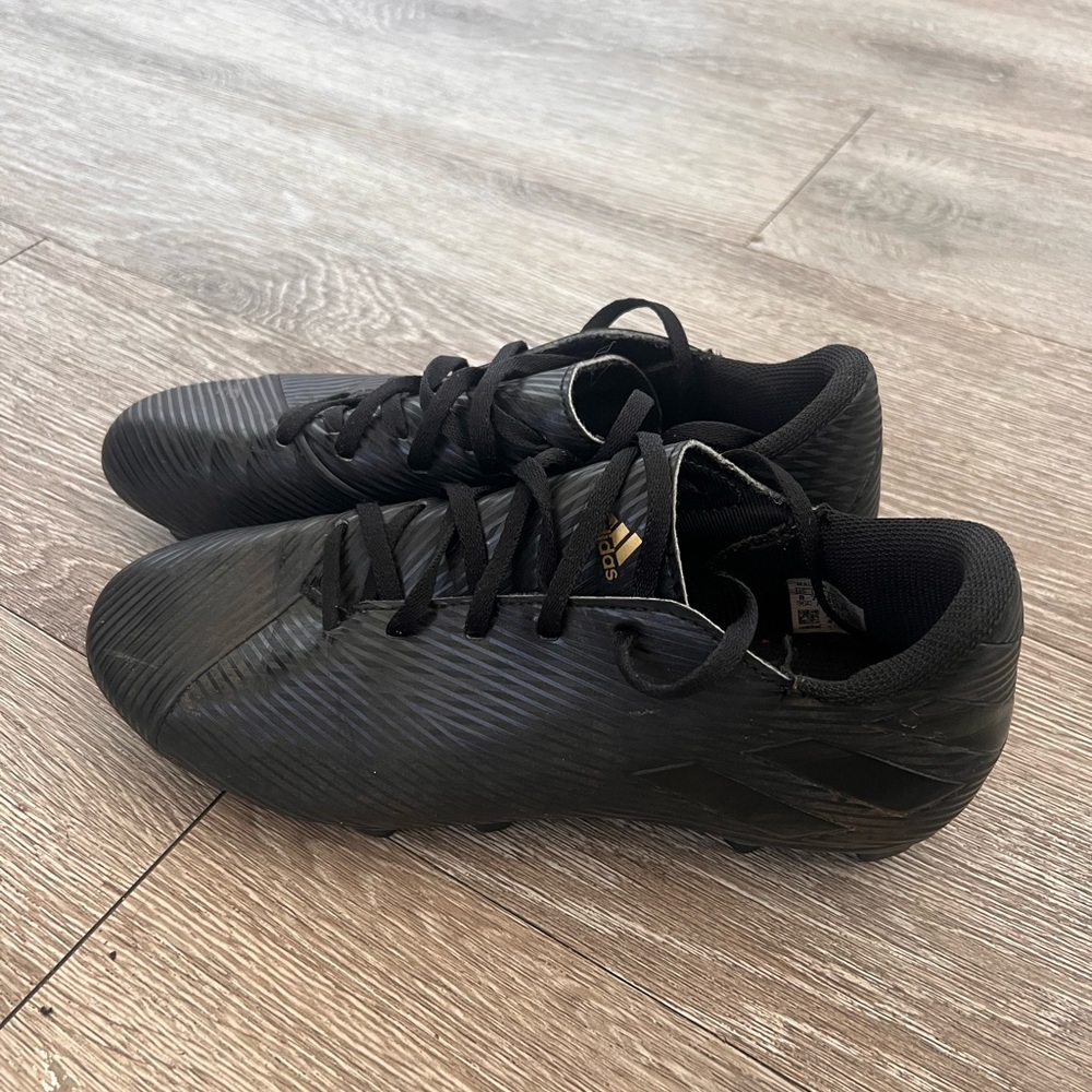 Adidas Nemeziz Soccer Cleats Size